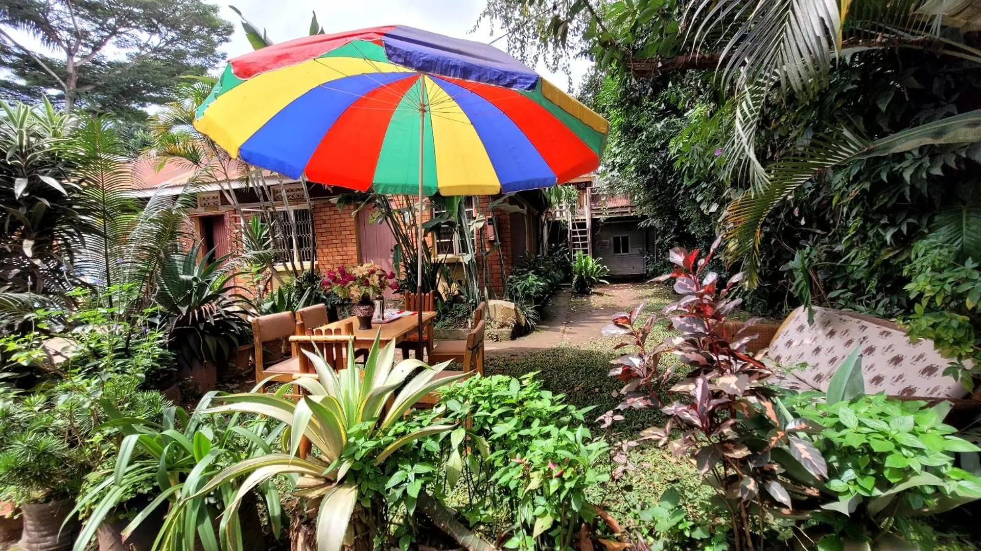 Ugatrac Tours And Travel Apartment Kampala